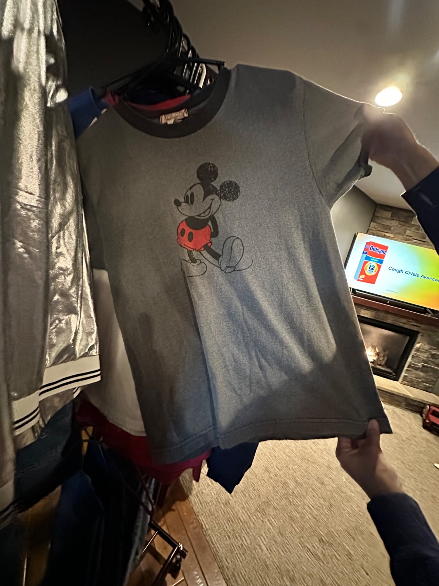 Vintage Micky Mouse shirt - 1