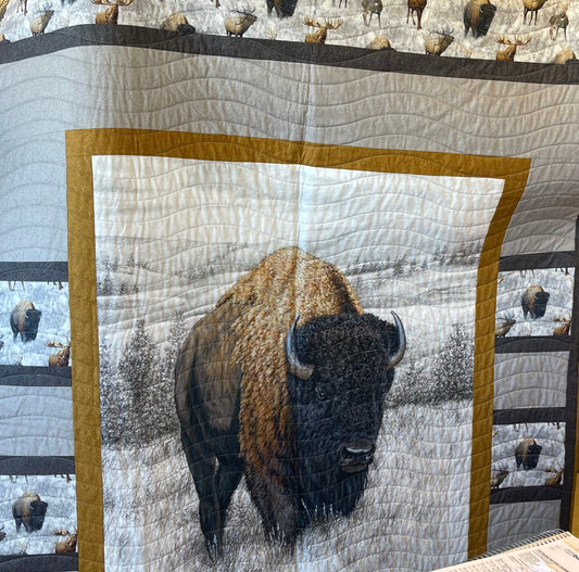 Adult Quilt 585 Buffalo size 58X72
