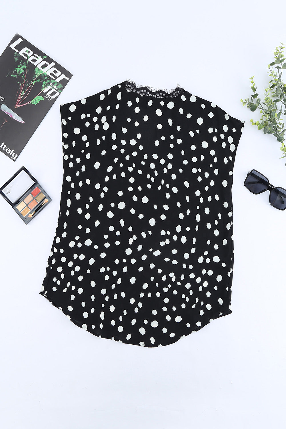 White/Apricot Floral Scalloped V Neck Short Sleeves Top Black Polka Dot Scalloped V Neck Short Sleeves Top Green Leopard Scalloped V Neck Short Sleeves Top